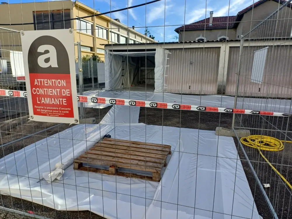 Retrait et traitement des déchets amiantés